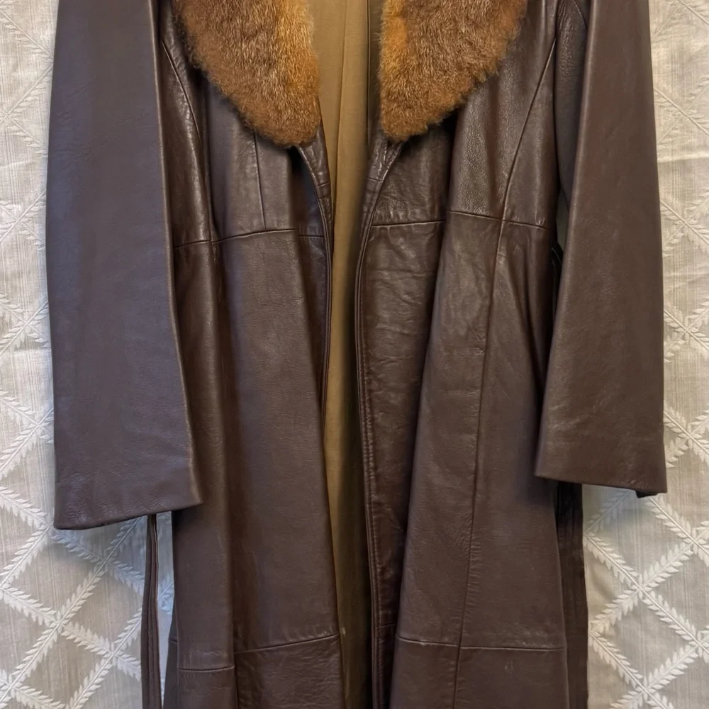Brown Leather Coat with Fur Collar - Picture 8 of 10